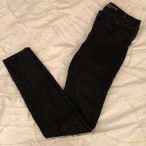 Black AEO Super Stretch Jeggings